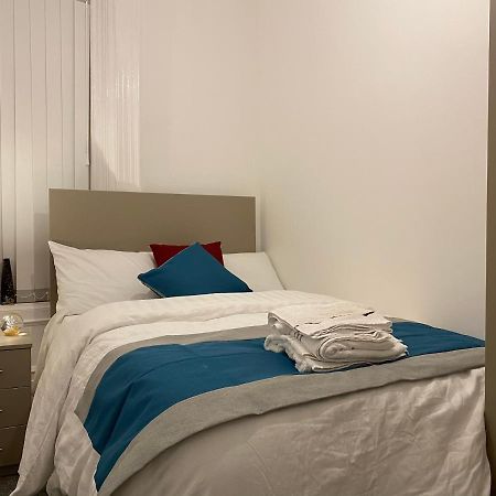 泰恩河畔纽卡斯尔Heaton Park Road Professional Lets公寓 外观 照片